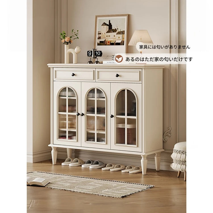 チェリー材とパインの魅力的なキャビネット - 上品なガラス扉付き収納家具でおしゃれなインテリアを実現! hl-4899