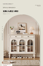 チェリー材とパインの魅力的なキャビネット - 上品なガラス扉付き収納家具でおしゃれなインテリアを実現! hl-4899