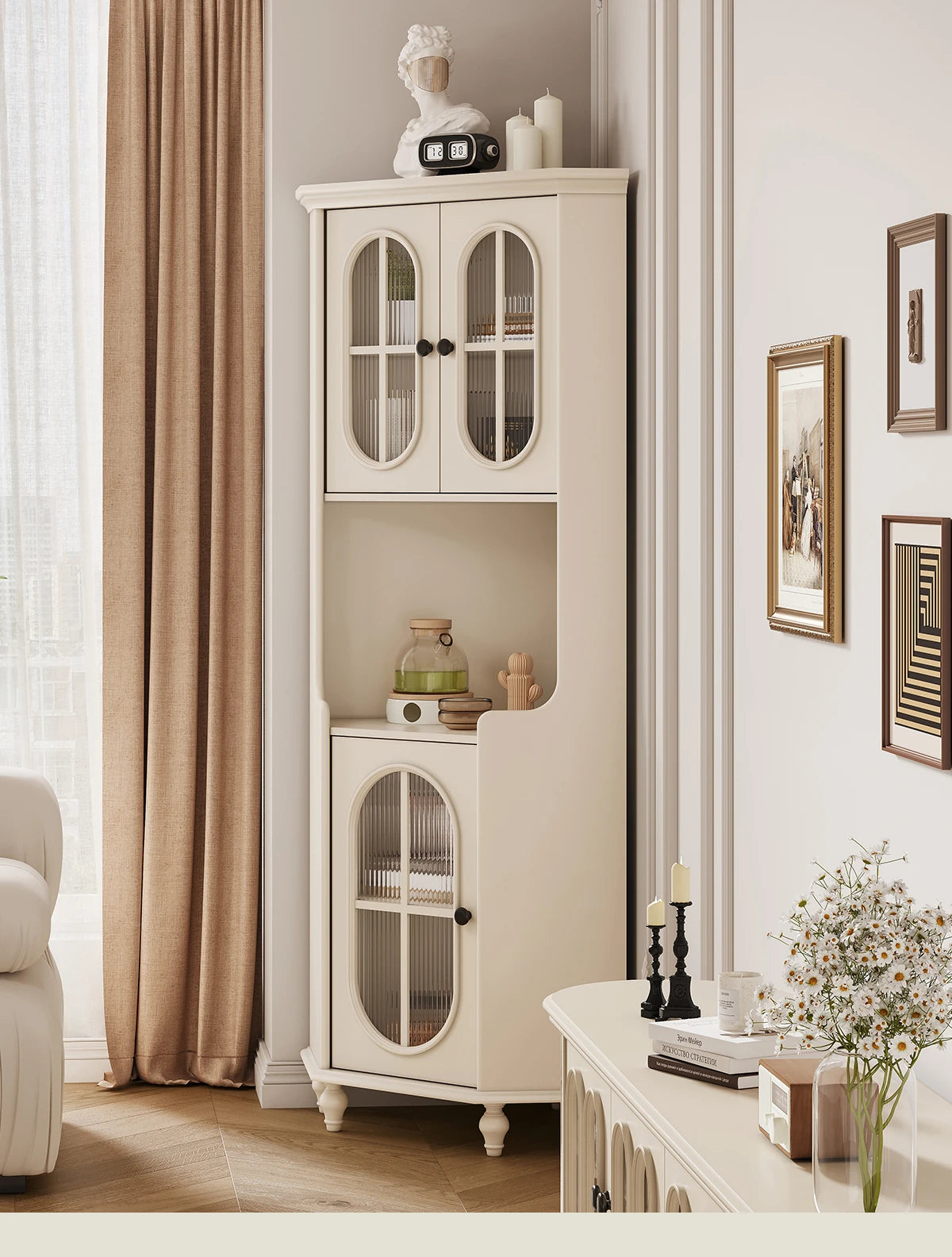 チェリー材とパインの美しいキャビネット|ガラス扉付き収納家具|スタイリッシュなリビングルームデザイン hl-4904