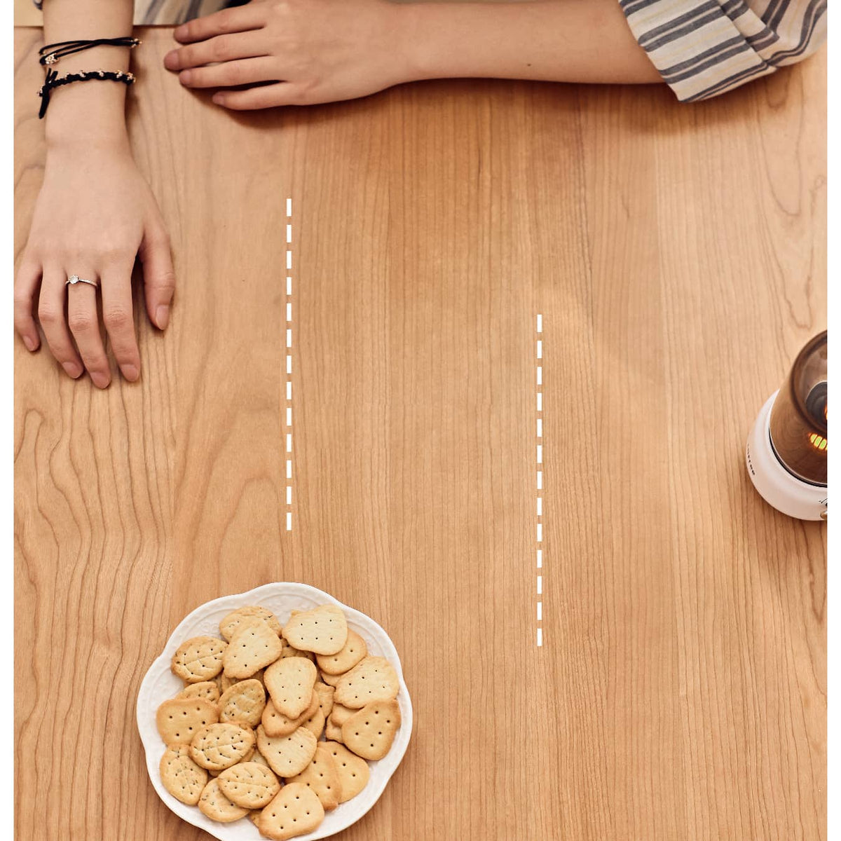 チェリー材使用テーブル|高級感ある北欧風デザイン hldmz-703