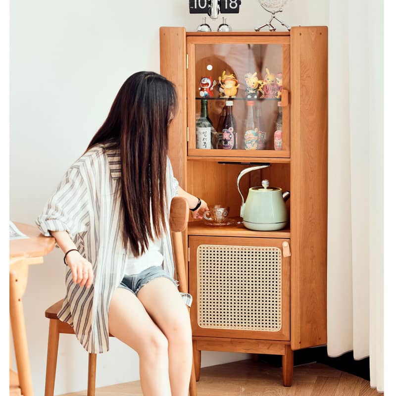 チェリー材&ラタン&ガラス製キャビネット┃高級感あふれる収納家具 hldmz-732
