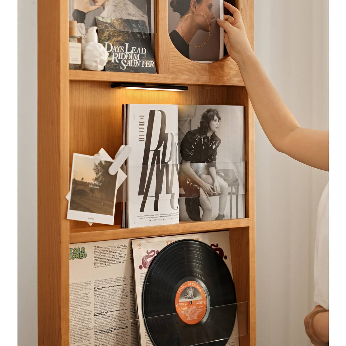 チェリー材とガラス?アクリル?ステンレス?ナイロン製の高級ラック hldmz-738