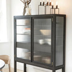 アッシュ材と強化ガラスのスタイリッシュキャビネット|モダンなインテリアに最適 hms-4060