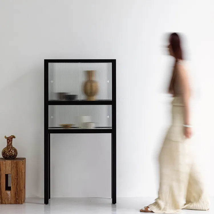 アッシュ材と強化ガラスのスタイリッシュキャビネット|モダンなインテリアに最適 hms-4060