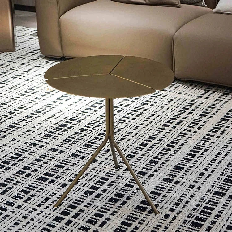 ステンレス&銅製 おしゃれなセンターテーブル 蓮の花モチーフ リビングルームに最適 hmsf-4665