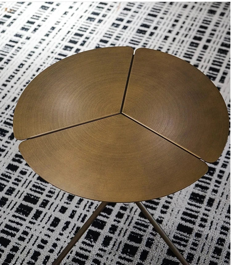 ステンレス&銅製 おしゃれなセンターテーブル 蓮の花モチーフ リビングルームに最適 hmsf-4665