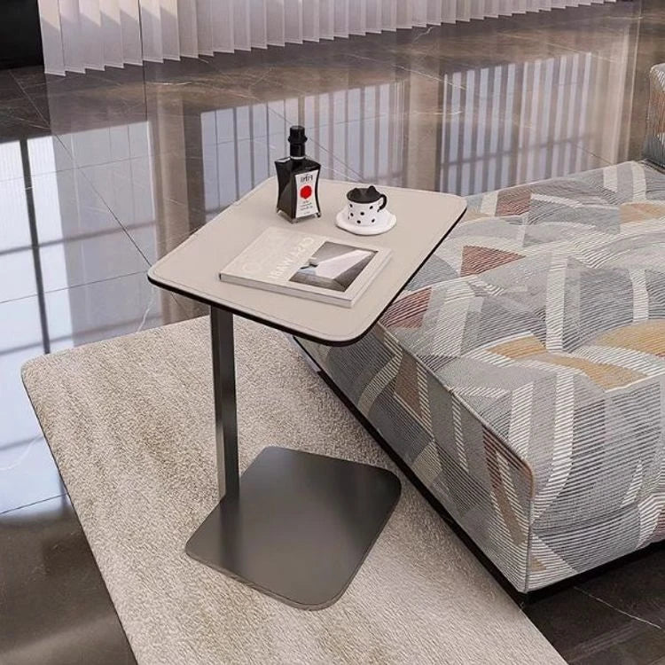 シンプルでスタイリッシュな合成皮革センターテーブル - ステンレス脚付き、リビングやダイニングに最適! hmx-5094