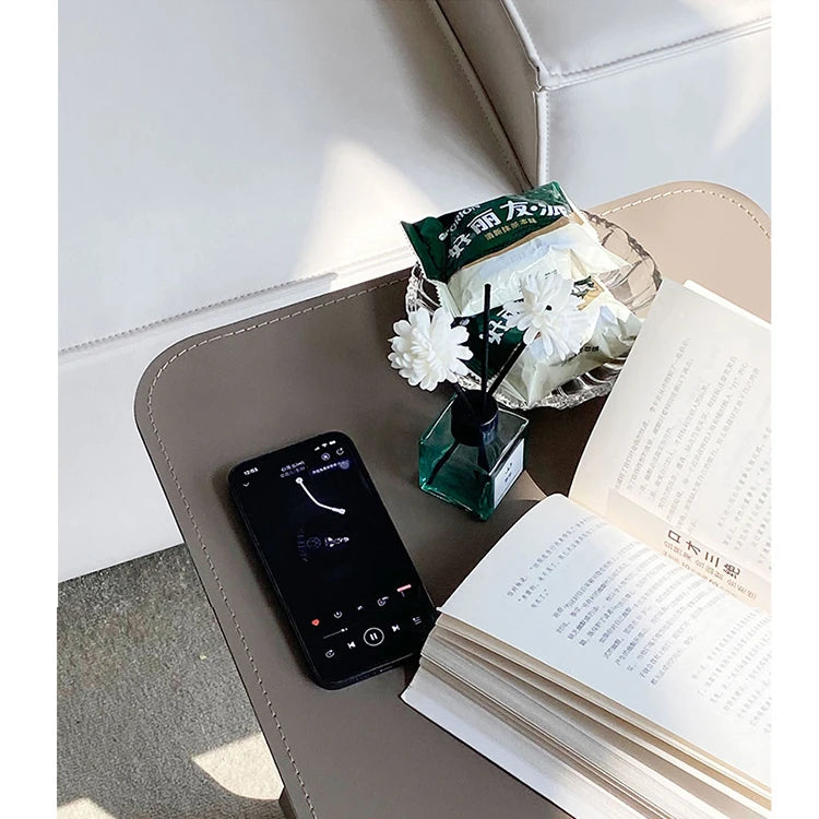 シンプルでスタイリッシュな合成皮革センターテーブル | モダン家具 収納に便利なリビングテーブル hmx-5103