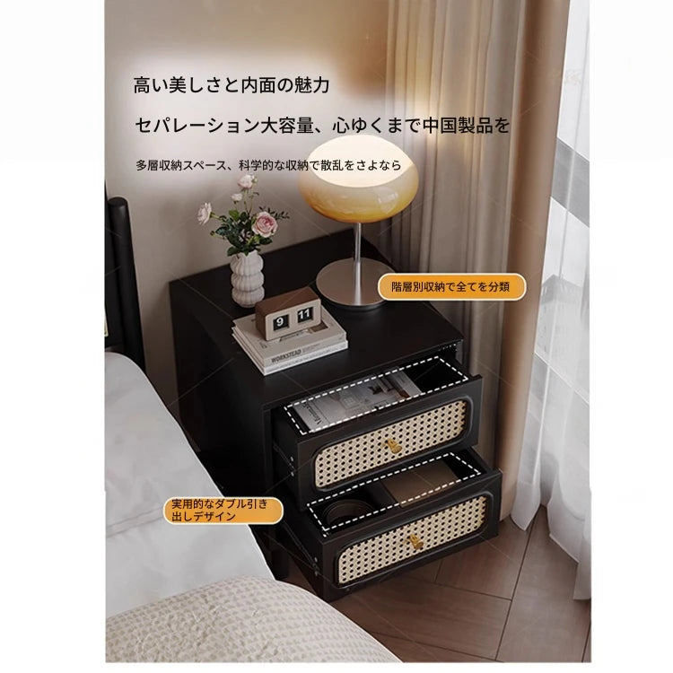 無垢材と強化ガラスのシンプルでスタイリッシュなナイトテーブル - 押し入れ付きデザイン hmz-4961