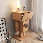 ロボット風の可愛いフォルムが目を引く、木目調×カラーブロックのキャビネット|リビングや寝室に馴染む収納力抜群の一台 hns-4123