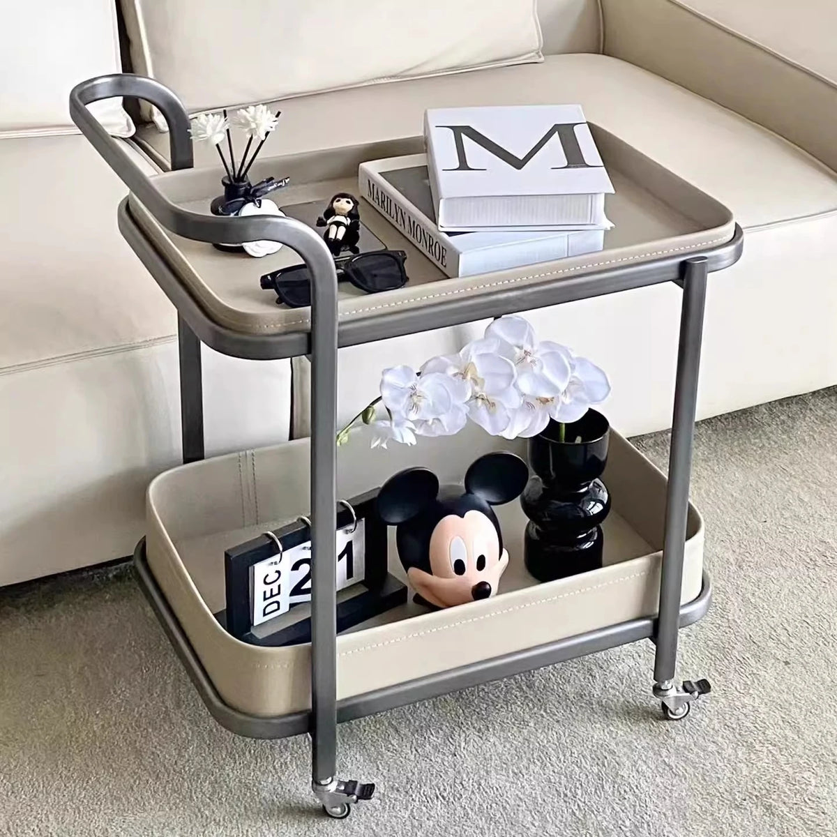 ステンレス製合成皮革センターテーブル|おしゃれで機能的なリビング家具|モダンデザインのキャスターテーブル hqy-5201