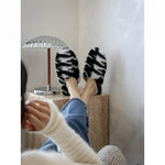 アッシュ材スツール|スタイリッシュな座り心地とモダンデザインでリラックスタイムを演出 hrn-5252