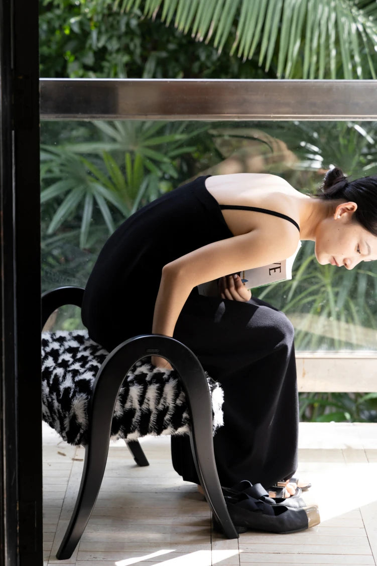 アッシュ材スツール|スタイリッシュな座り心地とモダンデザインでリラックスタイムを演出 hrn-5252