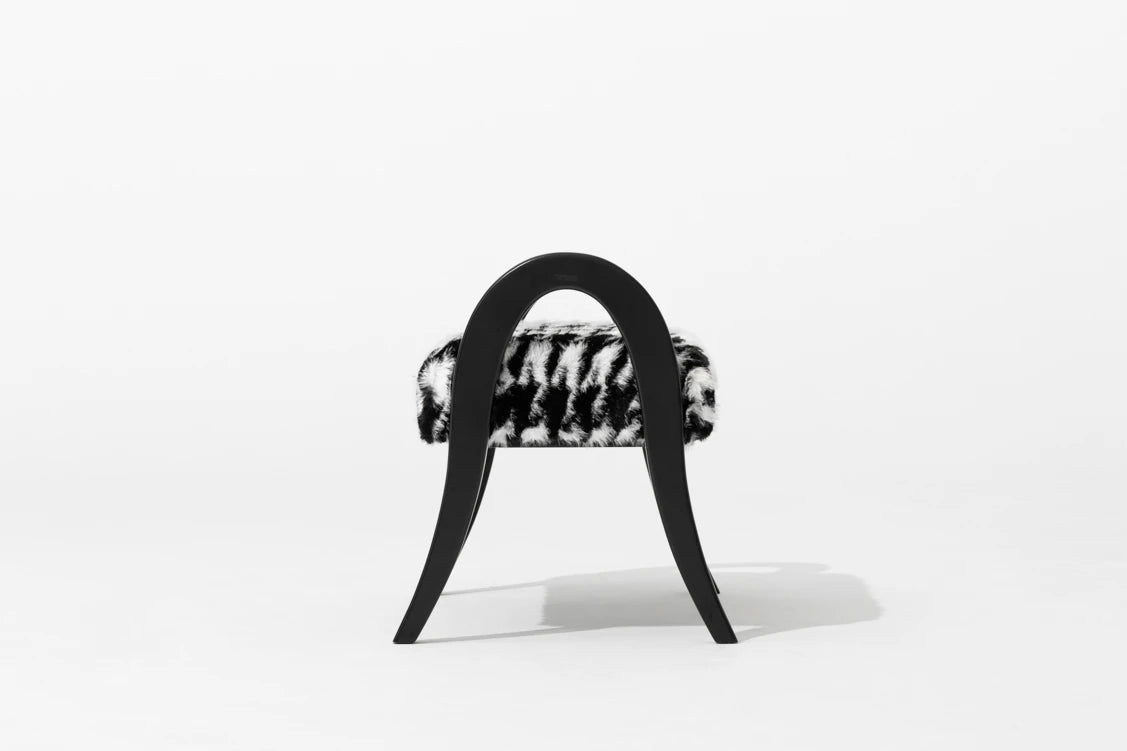 アッシュ材スツール|スタイリッシュな座り心地とモダンデザインでリラックスタイムを演出 hrn-5252