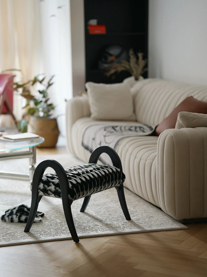 アッシュ材スツール|スタイリッシュな座り心地とモダンデザインでリラックスタイムを演出 hrn-5252