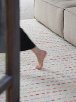 アッシュ材スツール|スタイリッシュな座り心地とモダンデザインでリラックスタイムを演出 hrn-5252