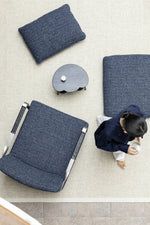 アッシュ材のセンターテーブル - モダンな雲型デザイン、収納付きでインテリアを引き立てる家具 hrn-5253