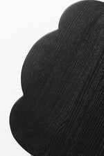 アッシュ材のセンターテーブル - モダンな雲型デザイン、収納付きでインテリアを引き立てる家具 hrn-5253