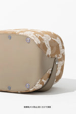 ハイエンドな合成皮革スツール|無垢材のデザイン座椅子|インテリアアクセントに最適! hrn-5254