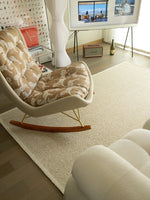 ダウンと絹綿の贅沢な触感!ケヤキ&アイアン製デザインチェア - リラックス空間を演出するモダンインテリア hrn-5256