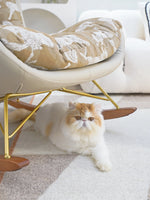 ダウンと絹綿の贅沢な触感!ケヤキ&アイアン製デザインチェア - リラックス空間を演出するモダンインテリア hrn-5256