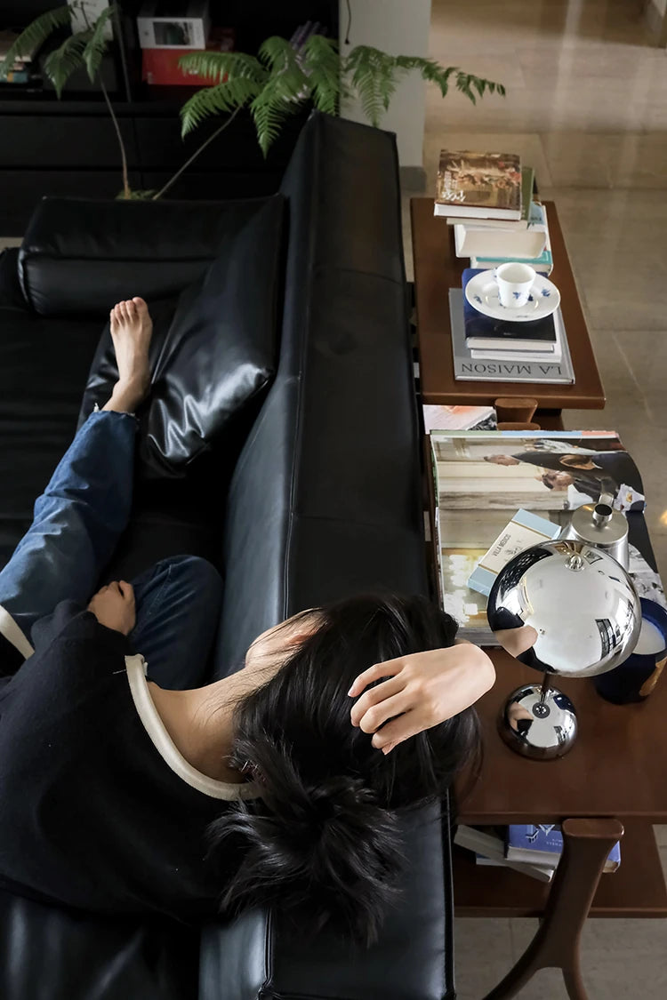 シンプルでスタイリッシュな合成皮革センターテーブル - リビングルームに最適な収納&ディスプレイオプション hrn-5258