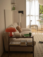 シンプルでスタイリッシュな合成皮革センターテーブル - リビングルームに最適な収納&ディスプレイオプション hrn-5258