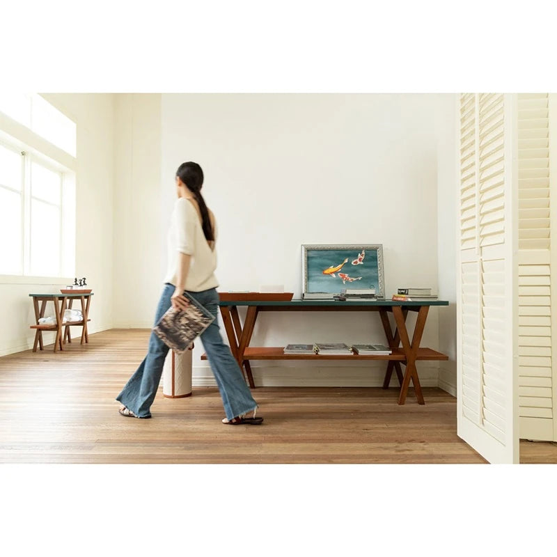 アッシュ材多層板製 シックな合成皮革テーブル - スタイリッシュなインテリアに最適なアイテム hrn-5260