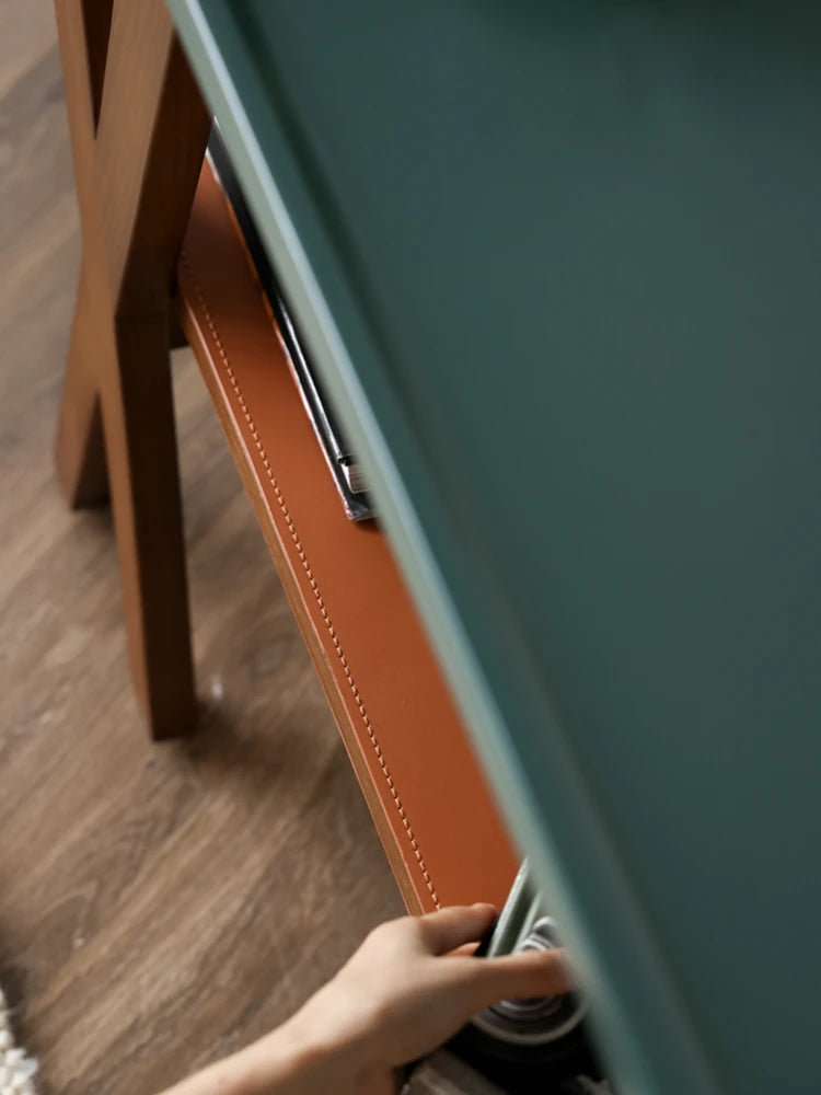 アッシュ材多層板製 シックな合成皮革テーブル - スタイリッシュなインテリアに最適なアイテム hrn-5260