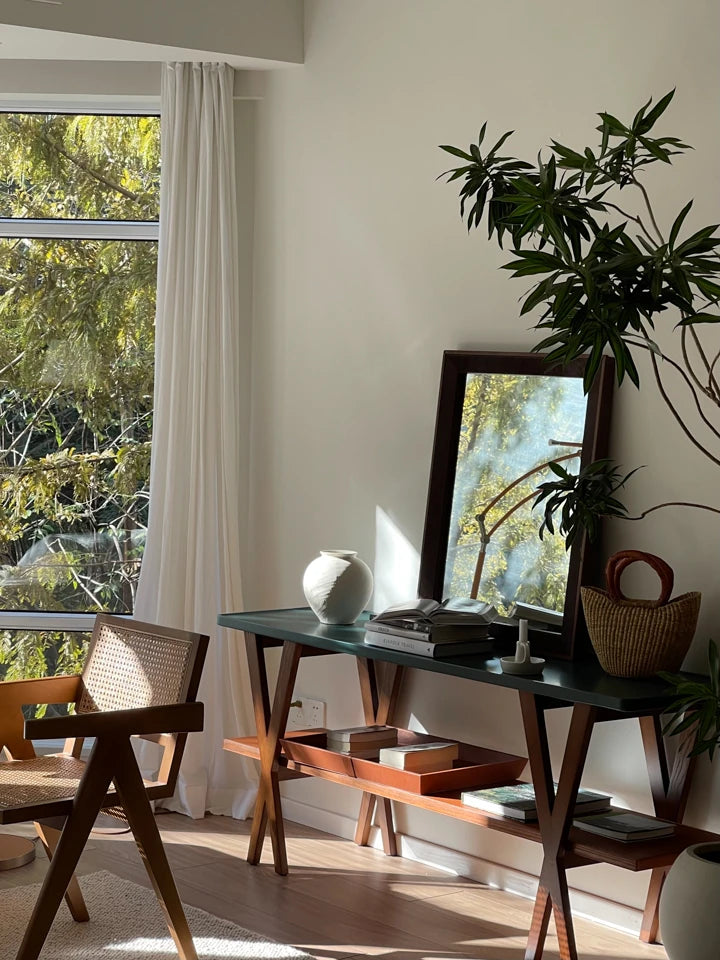 アッシュ材多層板製 シックな合成皮革テーブル - スタイリッシュなインテリアに最適なアイテム hrn-5260