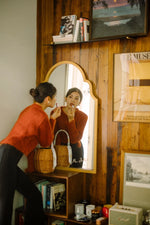 ケヤキガラスの洗練されたアンティークスタイルミラー - 美しいインテリアのアクセントに最適! hrn-5261