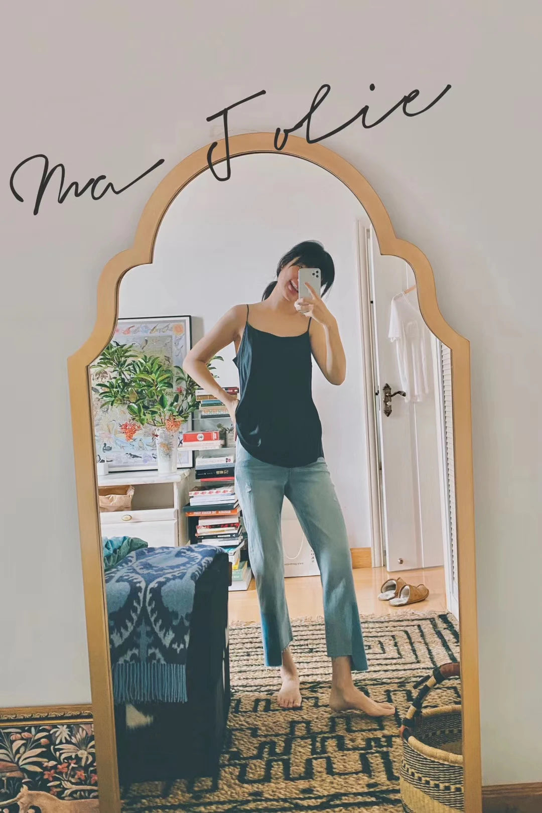 ケヤキガラスの洗練されたアンティークスタイルミラー - 美しいインテリアのアクセントに最適! hrn-5261