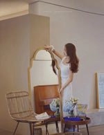 ケヤキガラスの洗練されたアンティークスタイルミラー - 美しいインテリアのアクセントに最適! hrn-5261