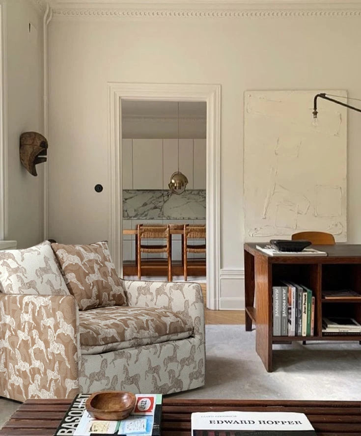 パイン材使用!ダウンとシリコンフィルの極上チェア - 快適さを追求したおしゃれなデザイン hrn-5264