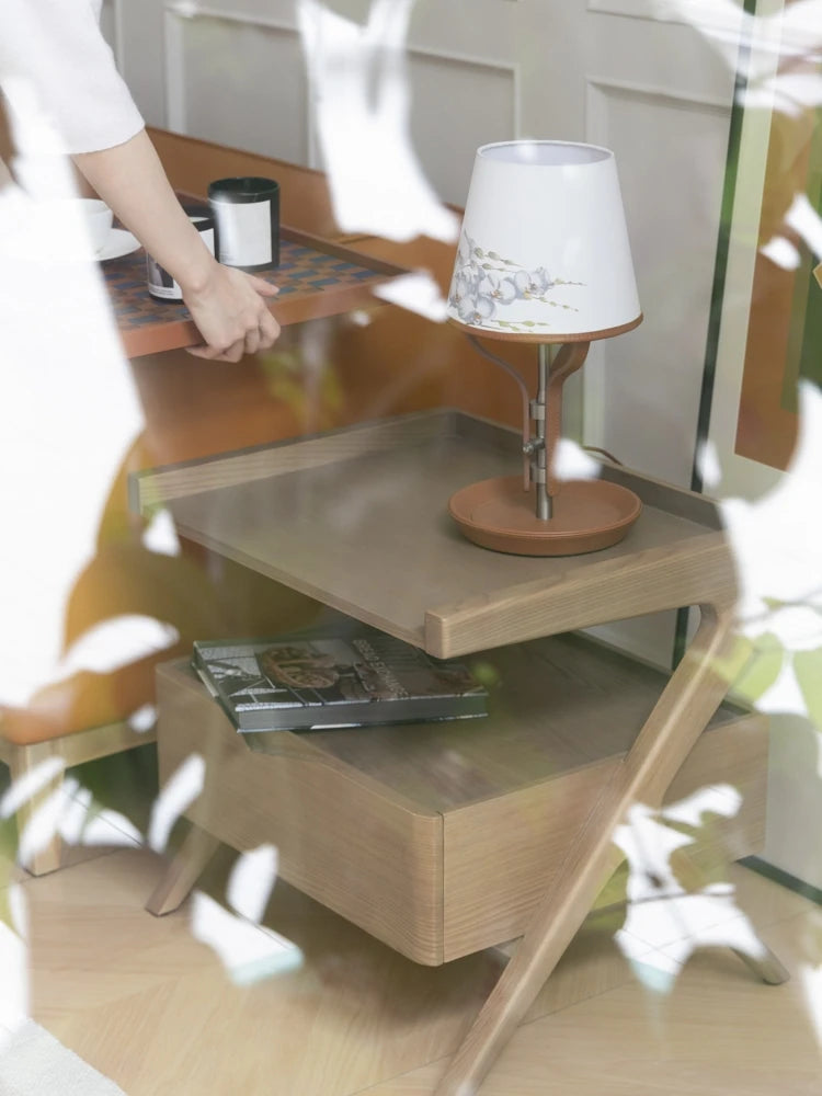 ナイトテーブル ニレ材製 おしゃれな合成皮革トレイ付き デザイン性抜群の収納家具 hrn-5265