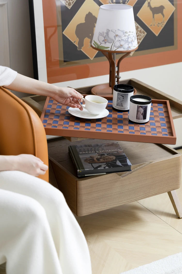 ナイトテーブル ニレ材製 おしゃれな合成皮革トレイ付き デザイン性抜群の収納家具 hrn-5265