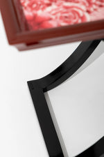 美しいカバノキ製センターテーブル - シックなデザインと優雅な花柄でリビングを彩る hrn-5266