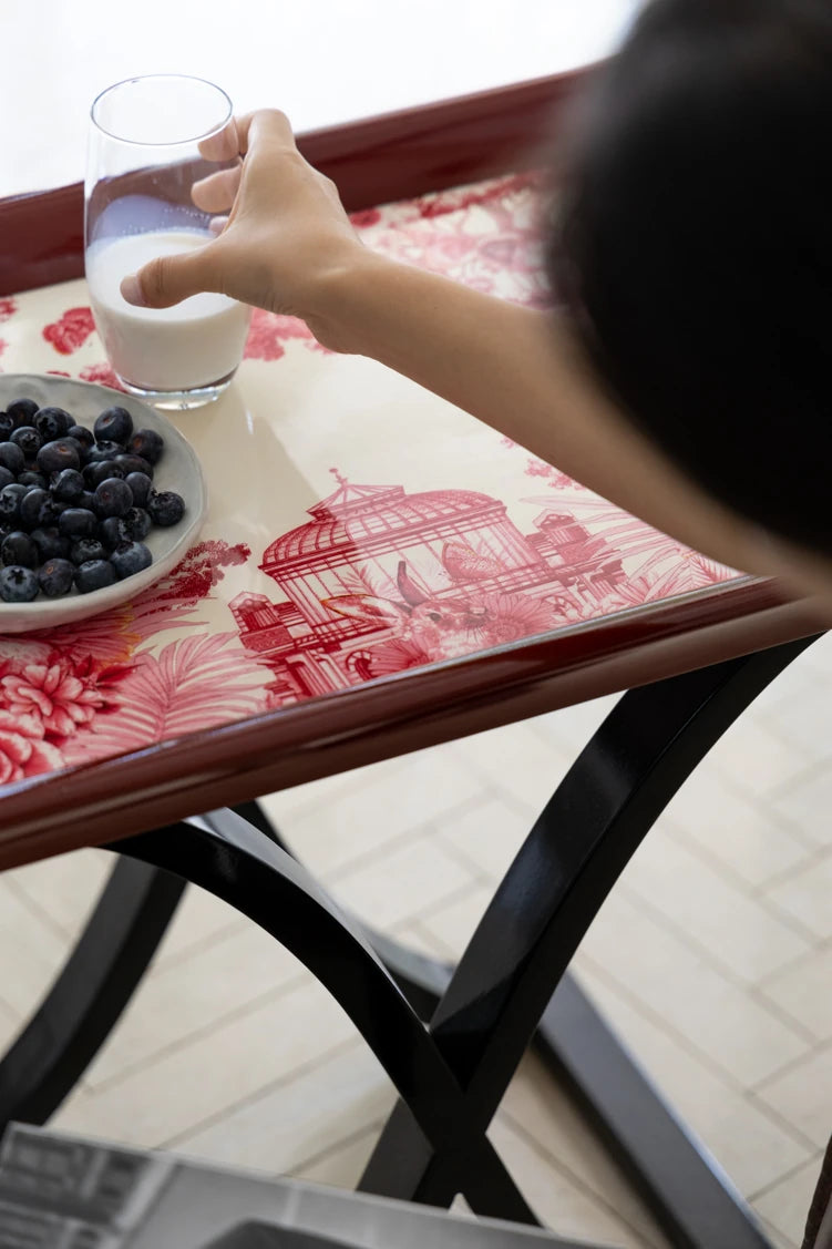 美しいカバノキ製センターテーブル - シックなデザインと優雅な花柄でリビングを彩る hrn-5266