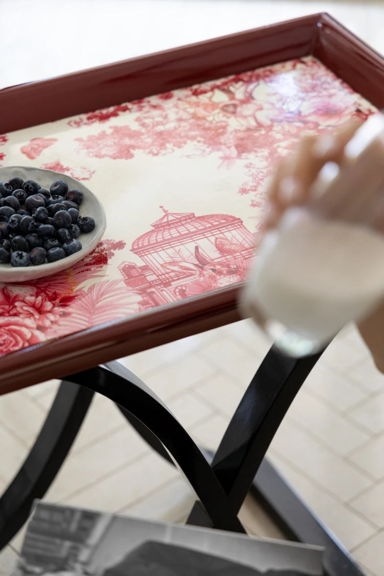 美しいカバノキ製センターテーブル - シックなデザインと優雅な花柄でリビングを彩る hrn-5266