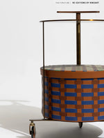 おしゃれなPUレザーとステンレス製センターテーブル|ウォールナットデザインでインテリアをアップデート! hrn-5267