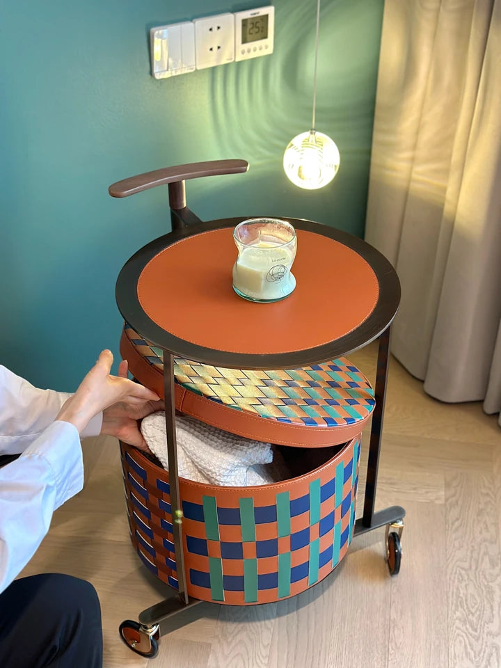 おしゃれなPUレザーとステンレス製センターテーブル|ウォールナットデザインでインテリアをアップデート! hrn-5267