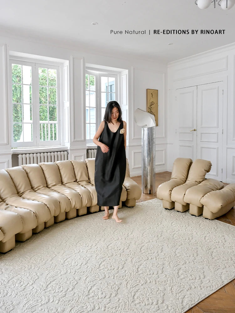 蝶型デザインのガラスミラー | 無垢材フレームのハンドカット仕上げ | おしゃれなインテリアに最適 hrn-5268