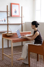 アッシュ材使用のおしゃれな合成皮革チェア - 高品質・デザイン重視の快適な座り心地 hrn-5270