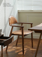 アッシュ材使用のおしゃれな合成皮革チェア - 高品質・デザイン重視の快適な座り心地 hrn-5270