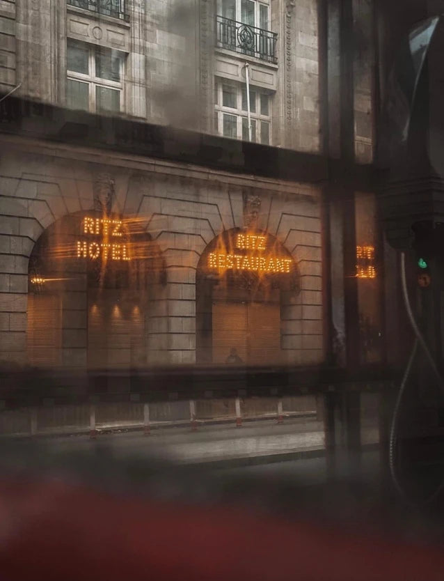 レトロな銅とオーク製カート | 中世リイシューシリーズ | おしゃれなインテリアトレイ hrn-5272