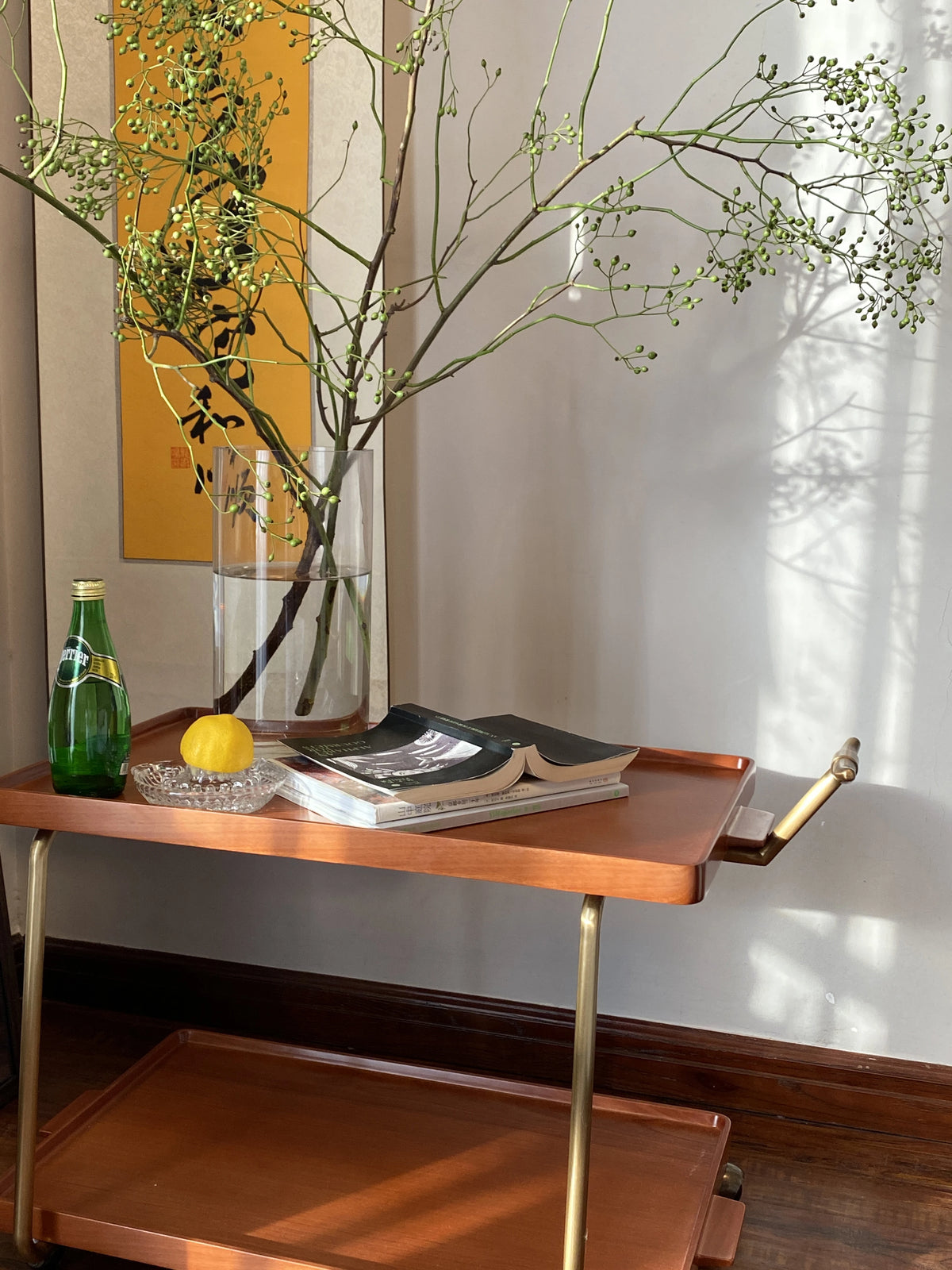 レトロな銅とオーク製カート | 中世リイシューシリーズ | おしゃれなインテリアトレイ hrn-5272