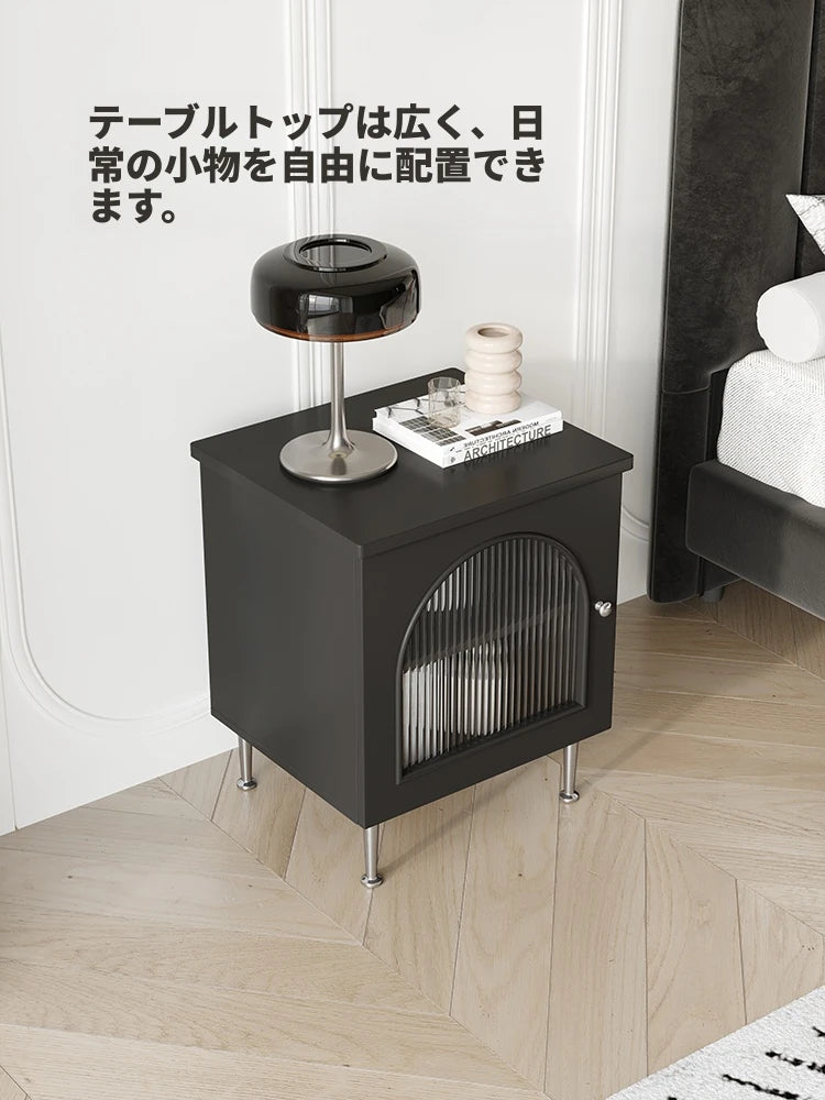 シンプルモダンナイトテーブル | 耐久性のある多層板・ステンレス・ガラス製 | リビングや寝室に最適な収納オプション hsms-4910