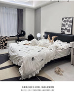 シンプルモダンナイトテーブル | 耐久性のある多層板・ステンレス・ガラス製 | リビングや寝室に最適な収納オプション hsms-4910