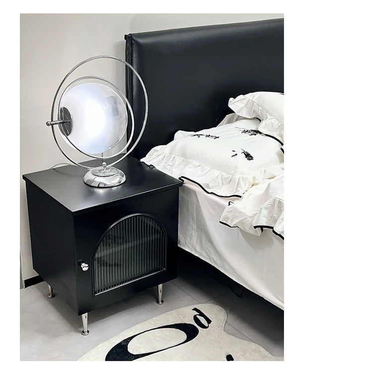 シンプルモダンナイトテーブル | 耐久性のある多層板・ステンレス・ガラス製 | リビングや寝室に最適な収納オプション hsms-4910