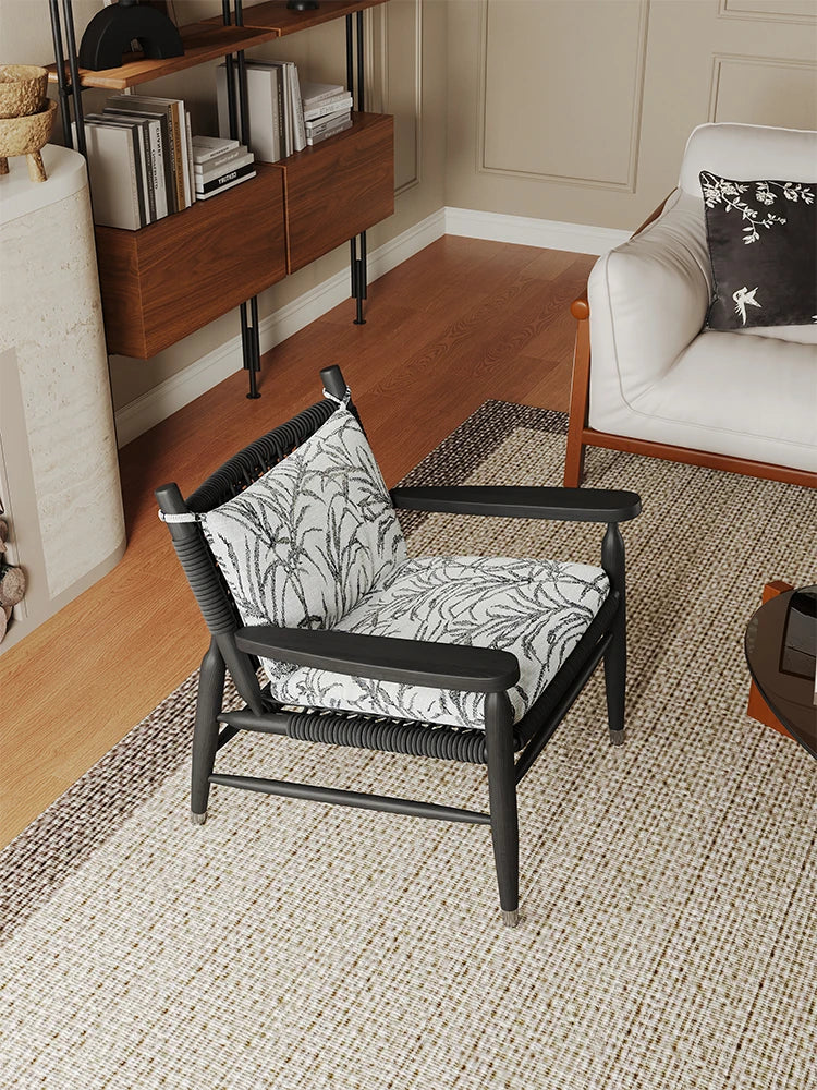 アッシュ材と本革使用のスタイリッシュチェア|モダンインテリアに最適なリビングチェア hsms-4926